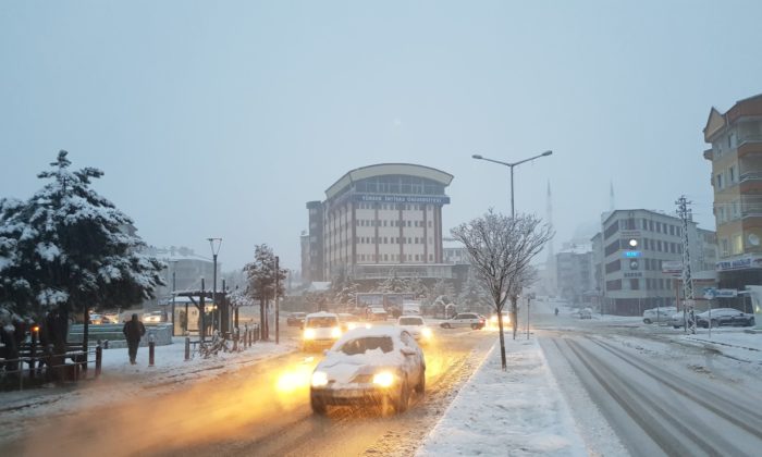 Bağlum’da karlı sabah  (Galeri)