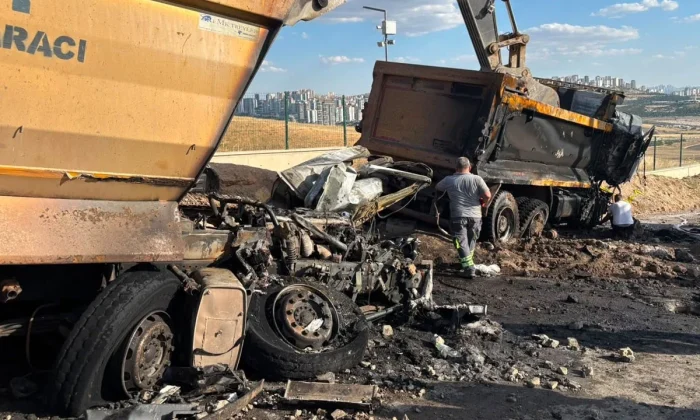 Kamyon Terörü!! Bağlum’da Feci Kaza, 2 Ölü Var!